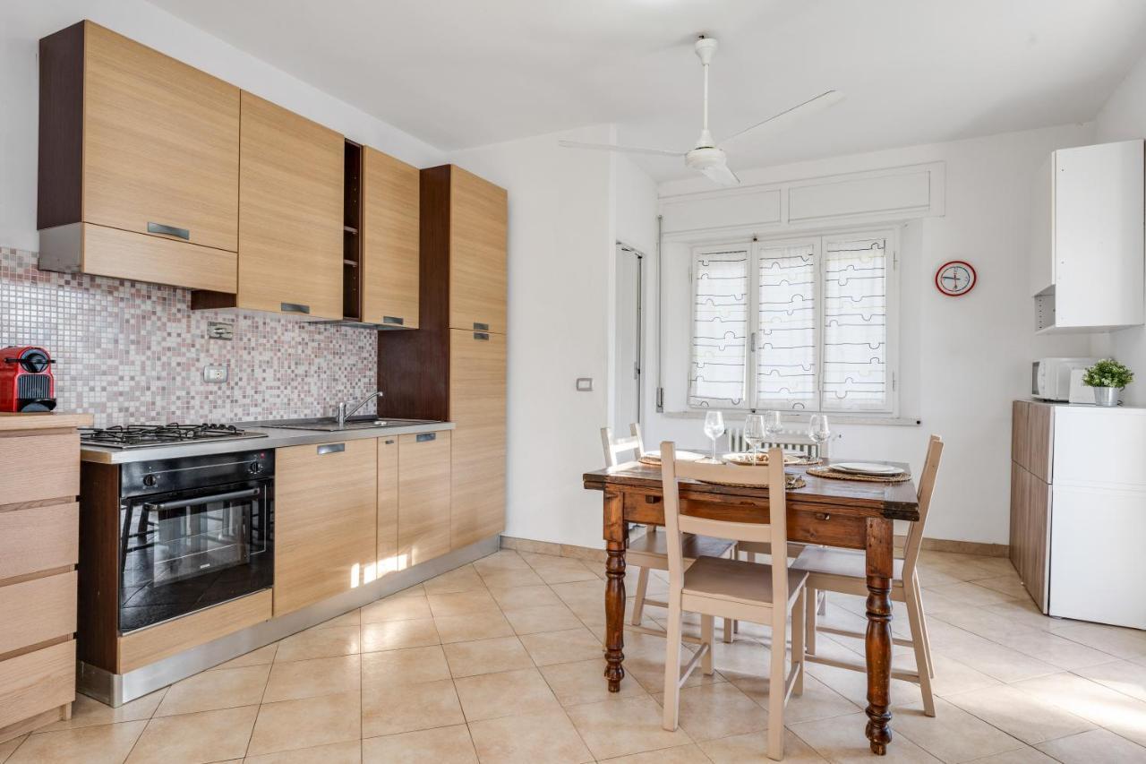 Casa Fiora, A 50 M Dal Mare Appartement San Vincenzo Buitenkant foto