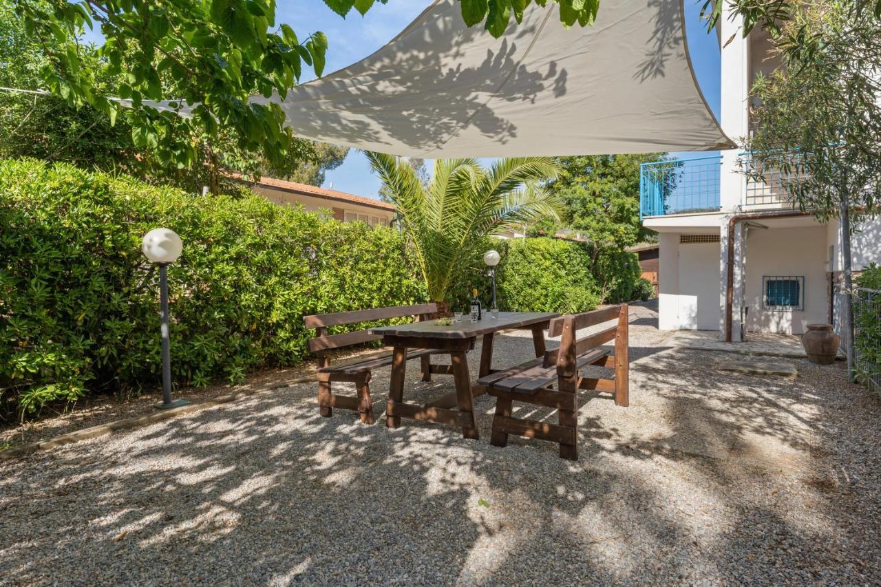 Casa Fiora, A 50 M Dal Mare Appartement San Vincenzo Buitenkant foto